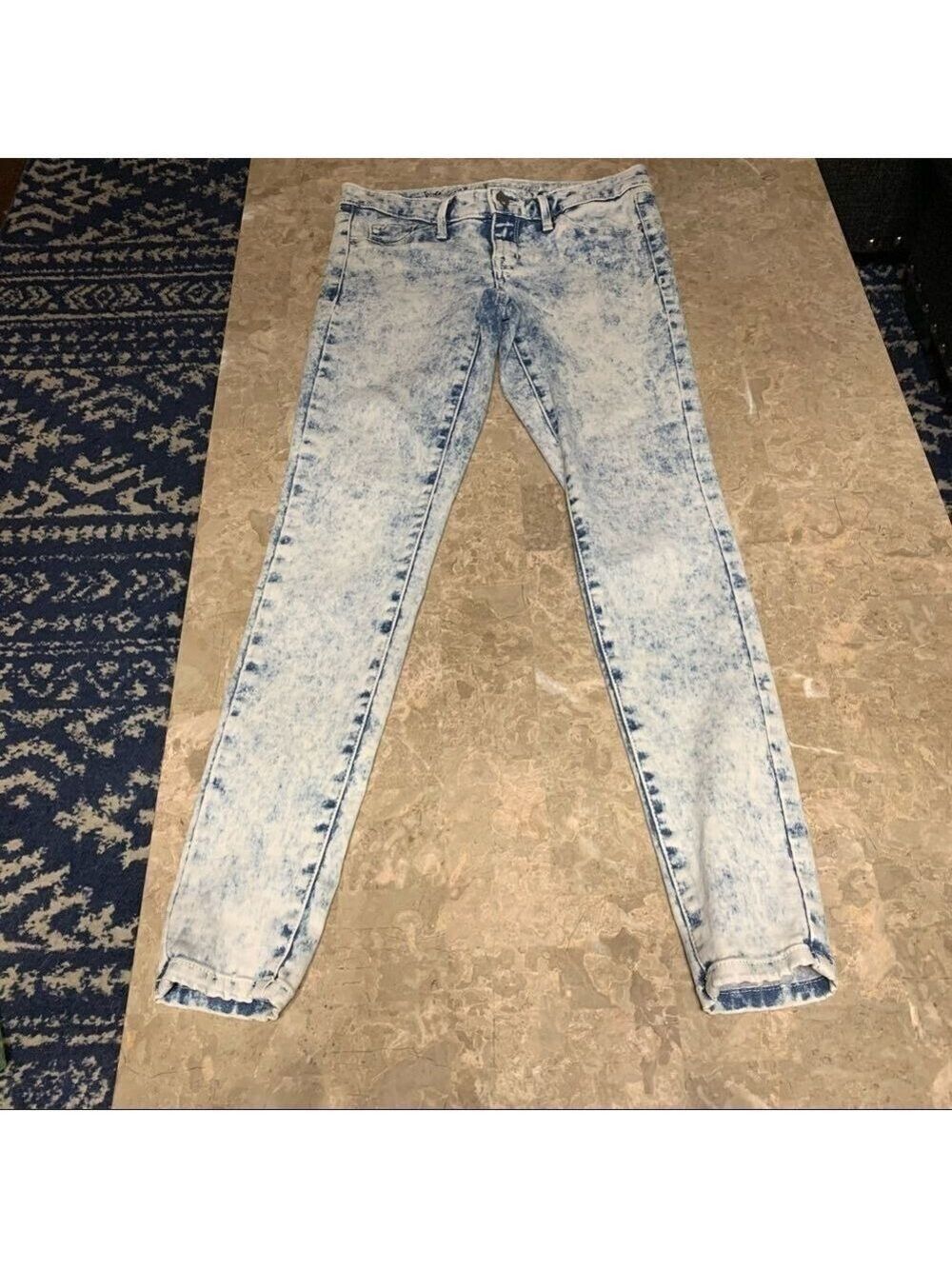 Mossimo Mid-Rise Denim Legging size 00 whitewash